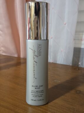 Platinum Blow-Dry Mist - Silver/Gray